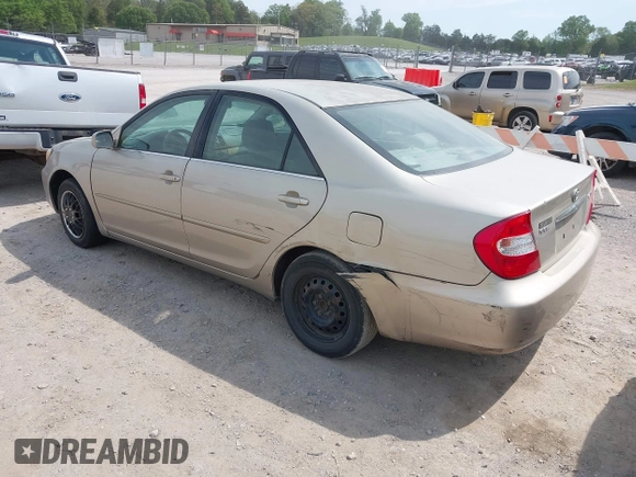 2004 Toyota Camry LE with VIN 4T1BE32K14U846576, listed as a IAAI auction lot 42086537 with 202,027 mi miles. Bid and sale history available at carsss.com. Image 3.