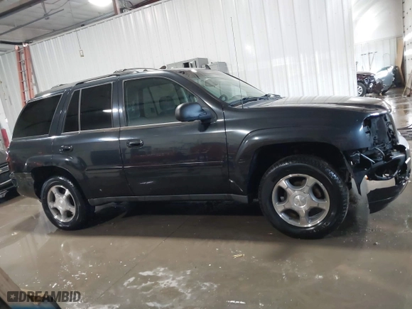 2008 Chevrolet TrailBlazer Fleet w/2FL with VIN 1GNDT13S582205123, listed as a IAAI auction lot 41697053 with 123,097 mi miles. Bid and sale history available at carsss.com. Image 14.