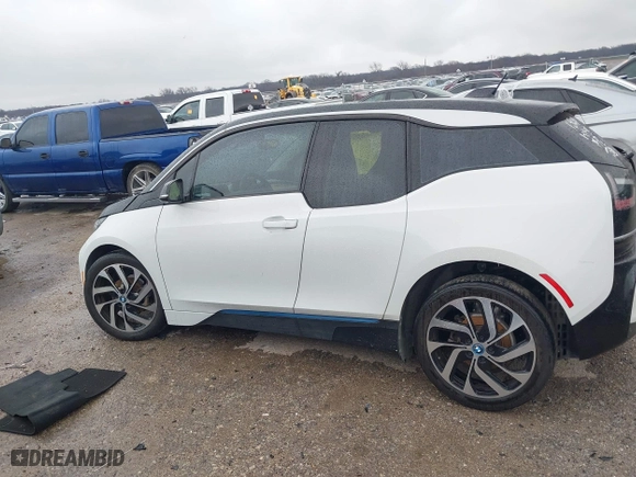 2019 BMW i3 with VIN WBY8P2C59K7D97415, listed as a IAAI auction lot 41509553 with 58,083 mi miles. Bid and sale history available at carsss.com. Image 14.