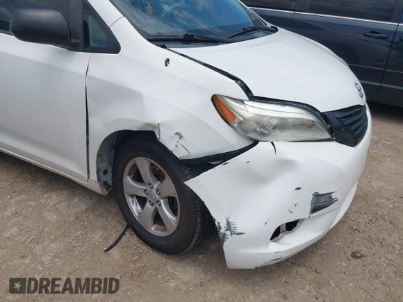 2013 Toyota Sienna L z VIN 5TDZK3DC2DS292129, wystawiony jako IAAI lot #42435143 z przebiegiem 170 767 mil mil oraz . Historia ofert i sprzedaży dostępna na DreamBid. Obrazek 6.
