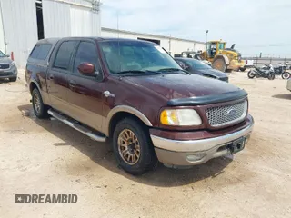 2003 Ford F-150 XLT with VIN 1FTRW07LX3KC09941, listed as a IAAI auction lot 42035068 with 137,762 mi miles. Bid and sale history available at carsss.com. Image 1.