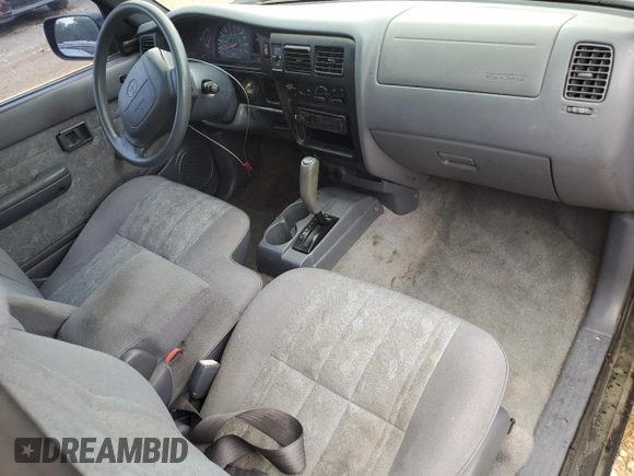 2000 Toyota Tacoma PreRunner with VIN 4TASM92N5YZ656353, listed as a Copart auction lot 60295275 with 281,573 mi miles and Clean title. Bid and sale history available at DreamBid. Image 8.