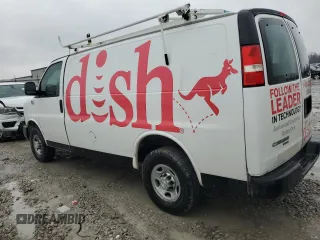 2015 Chevrolet Express Cargo z VIN 1GCWGFCF7F1180265, wystawiony jako Copart lot #44005045 z przebiegiem 332 854 mil mil oraz Czysty tytuł • Clean title. Historia ofert i sprzedaży dostępna na DreamBid. Obrazek 2.