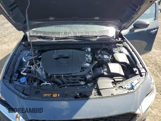 2025 Mazda 3 S Carbon Edition with VIN 3MZBPBCM4SM454067, listed as a Copart auction lot 43981255 with 2,396 mi miles and Clean Title. Bid and sale history available at DreamBid. Image 11.