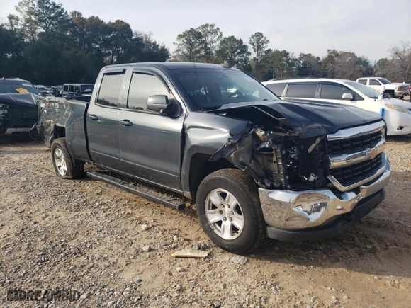 2018 Chevrolet Silverado 1500 LT with VIN 1GCVKREH5JZ160746, listed as a Copart auction lot 42402885 with 132,135 mi miles and Salvage Title. Bid and sale history available at carsss.com. Image 4.