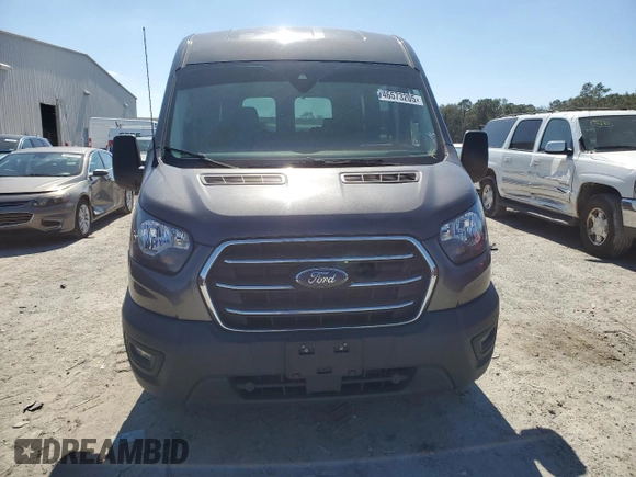 2020 Ford Transit Passenger XL z VIN 1FBAX2C85LKB20130, wystawiony jako Copart lot #46573205 z przebiegiem 272 546 mil mil oraz Czysty tytuł • Clean title. Historia ofert i sprzedaży dostępna na DreamBid. Obrazek 5.