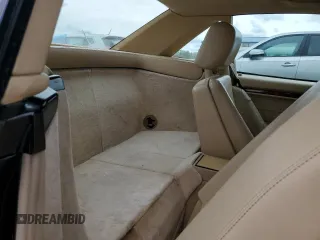 1999 Mercedes-Benz SL 500 z VIN WDBFA68F4XF185727, wystawiony jako Copart lot #58572645 z przebiegiem 107 881 mil mil oraz Szkody całkowita. Historia ofert i sprzedaży dostępna na DreamBid. Obrazek 10.