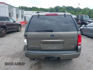 2005 Ford Explorer XLT with VIN 1FMZU73K05ZA64085, listed as a IAAI auction lot 42717487 with 184,495 mi miles and . Bid and sale history available at DreamBid. Image 16.