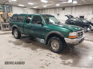 1999 Ford Ranger XL with VIN 1FTZR15V3XTA98120, listed as a IAAI auction lot 41955698 with 197,733 mi miles. Bid and sale history available at carsss.com. Image 1.