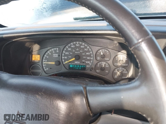 2000 Chevrolet Silverado 1500 LS with VIN 2GCEK19T8Y1253263, listed as a IAAI auction lot 41753116 with 174,610 mi miles. Bid and sale history available at carsss.com. Image 7.