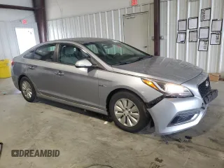 2017 Hyundai Sonata Hybrid SE with VIN KMHE24L19HA048576, listed as a Copart auction lot 53164213 with 101,715 mi miles. Bid and sale history available at carsss.com. Image 4.