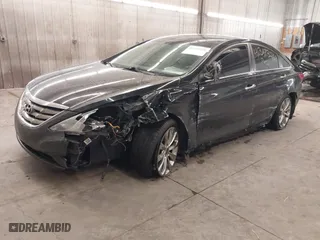 2012 Hyundai Sonata 2.0T SE with VIN 5NPEC4AB0CH422815, listed as a IAAI auction lot 41347326 with 272,379 mi miles. Bid and sale history available at carsss.com. Image 17.