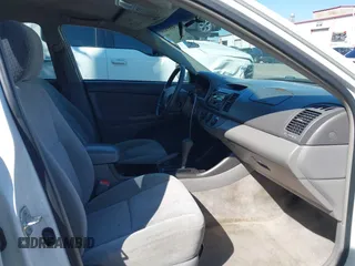2004 Toyota Camry LE with VIN 4T1BE32KX4U284600, listed as a IAAI auction lot 41855214 with 116,758 mi miles. Bid and sale history available at carsss.com. Image 5.