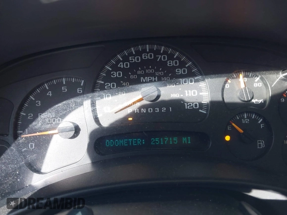 2006 Chevrolet Suburban Z71 with VIN 3GNFK16ZX6G127740, listed as a IAAI auction lot 41705869 with 251,715 mi miles and . Bid and sale history available at DreamBid. Image 7.