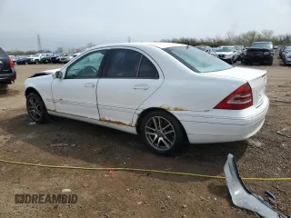 2001 Mercedes-Benz C 320 z VIN WDBRF64J41F032524, wystawiony jako Copart lot #54593195 z przebiegiem 108 126 mil mil oraz Szkoda całkowita • Salvage title. Historia ofert i sprzedaży dostępna na DreamBid. Obrazek 2.