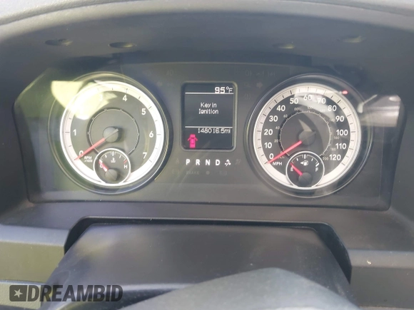 2016 Ram 1500 Express z VIN 1C6RR6KG0GS118906, wystawiony jako IAAI lot #42155565 z przebiegiem 148 016 mil mil oraz . Historia ofert i sprzedaży dostępna na DreamBid. Obrazek 7.