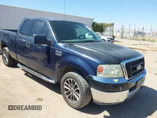 2004 Ford F-150 STX with VIN 1FTRX12W94NC32048, listed as a IAAI auction lot 42012602 with 276,657 mi miles. Bid and sale history available at carsss.com. Image 1.