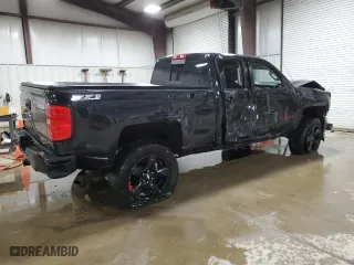 2017 Chevrolet Silverado 1500 LT with VIN 1GCVKREC0HZ402566, listed as a Copart auction lot 49876015 with 119,217 mi miles and Salvage Title. Bid and sale history available at carsss.com. Image 3.