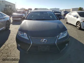 2014 Lexus ES 300h Hybrid with VIN JTHBW1GGXE2047045, listed as a Copart auction lot 73102704 with 232,798 mi miles and Clean Title. Bid and sale history available at carsss.com. Image 5.