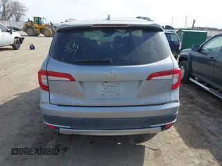 2021 Honda Pilot Elite with VIN 5FNYF6H00MB085678, listed as a IAAI auction lot 41783075 with Not Provided miles and . Bid and sale history available at DreamBid. Image 16.