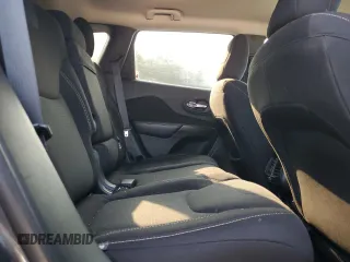 2016 Jeep Cherokee Latitude z VIN 1C4PJMCB2GW271617, wystawiony jako Copart lot #60405445 z przebiegiem 113 204 mil mil oraz Szkoda całkowita • Salvage title. Historia ofert i sprzedaży dostępna na DreamBid. Obrazek 11.