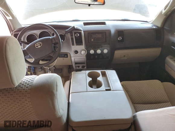 2008 Toyota Tundra z VIN 5TFDV54158X069353, wystawiony jako Copart lot #56985555 z przebiegiem 235 510 mil mil oraz Szkoda całkowita • Salvage title. Historia ofert i sprzedaży dostępna na DreamBid. Obrazek 8.