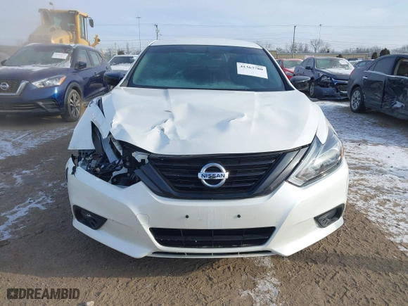 2018 Nissan Altima 2.5 SL with VIN 1N4AL3AP9JC299809, listed as a IAAI auction lot 41363780 with 33,507 mi miles. Bid and sale history available at carsss.com. Image 6.