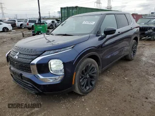 2022 Mitsubishi Outlander SE z VIN JA4J4UA84NZ055889, wystawiony jako Copart lot #81429034 z przebiegiem Nie podano mil oraz Szkoda całkowita • Salvage title. Historia ofert i sprzedaży dostępna na DreamBid. Obrazek 1.