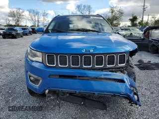 2018 Jeep Compass Limited with VIN 3C4NJDCB2JT231946, listed as a Copart auction lot 46749305 with 42,173 mi miles and Salvage title. Bid and sale history available at DreamBid. Image 5.