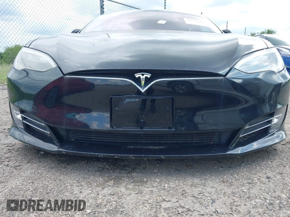 2017 Tesla Model S 60 with VIN 5YJSA1E19HF226094, listed as a IAAI auction lot 40931307 with 80,392 mi miles and . Bid and sale history available at DreamBid. Image 22.