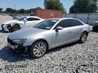 2017 Audi A4 Premium z VIN WAUANAF45HN002523, wystawiony jako Copart lot #52421625 z przebiegiem 83 970 mil mil oraz Szkoda całkowita • Salvage title. Historia ofert i sprzedaży dostępna na DreamBid. Obrazek 1.
