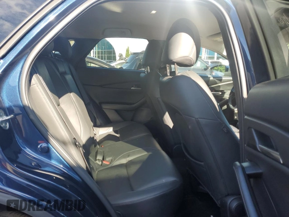 2022 Mazda CX-30 S Select z VIN 3MVDMBBL6NM429624, wystawiony jako Copart lot #57426795 z przebiegiem 48 412 mil mil oraz Szkoda całkowita • Salvage title. Historia ofert i sprzedaży dostępna na DreamBid. Obrazek 10.