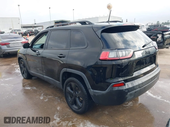 2020 Jeep Cherokee Latitude Plus with VIN 1C4PJLLB8LD611093, listed as a IAAI auction lot 41498284 with 27,613 mi miles. Bid and sale history available at carsss.com. Image 3.