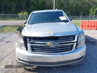 2017 Chevrolet Suburban Premier z VIN 1GNSCJKCXHR208785, wystawiony jako IAAI lot #42166963 z przebiegiem 227 249 mil mil oraz . Historia ofert i sprzedaży dostępna na DreamBid. Obrazek 6.