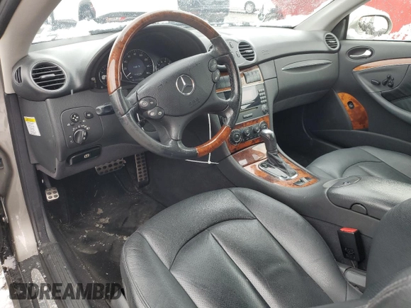 2005 Mercedes-Benz CLK 320 with VIN WDBTK65G35T043686, listed as a Copart auction lot 82688994 with 154,120 mi miles and Clean Title. Bid and sale history available at DreamBid. Image 8.