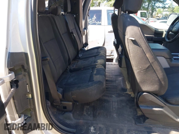 2019 Ford F-150 XL с VIN 1FTFX1E5XKKF11013, выставлен на аукционе IAAI как лот 42528164 с пробегом 128 584 миль миль и . История ставок и продаж доступна на DreamBid. Изображение 8.