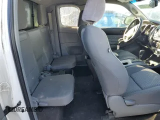 2013 Toyota Tacoma z VIN 5TFUU4EN6DX077146, wystawiony jako Copart lot #46538805 z przebiegiem 117 553 mil mil oraz Szkoda całkowita • Salvage title. Historia ofert i sprzedaży dostępna na DreamBid. Obrazek 10.
