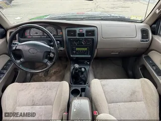 2000 Toyota 4Runner SR5 with VIN JT3HN86R2Y0263096, listed as a IAAI auction lot 41649205 with 284,195 mi miles. Bid and sale history available at carsss.com. Image 11.