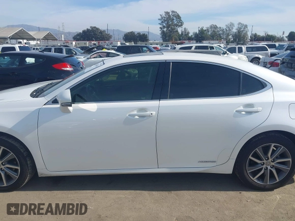 2016 Lexus ES 300h with VIN JTHBW1GGXG2113791, listed as a IAAI auction lot 41116740 with 188,974 mi miles and . Bid and sale history available at DreamBid. Image 14.