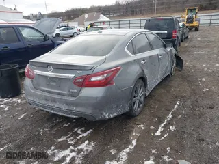 2018 Nissan Altima 2.5 SL with VIN 1N4AL3AP3JC159979, listed as a IAAI auction lot 41262870 with 87,249 mi miles. Bid and sale history available at carsss.com. Image 4.