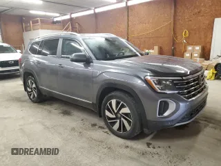2024 Volkswagen Atlas SEL with VIN 1V2BR2CA8RC532847, listed as a Copart auction lot 52149275 with 26,590 mi miles and Salvage title. Bid and sale history available at DreamBid. Image 4.