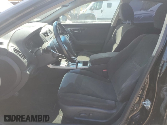 2013 Nissan Altima SV z VIN 1N4BL3AP6DN429882, wystawiony jako Copart lot #55535595 z przebiegiem 127 393 mil mil oraz Czysty tytuł • Clean title. Historia ofert i sprzedaży dostępna na DreamBid. Obrazek 7.