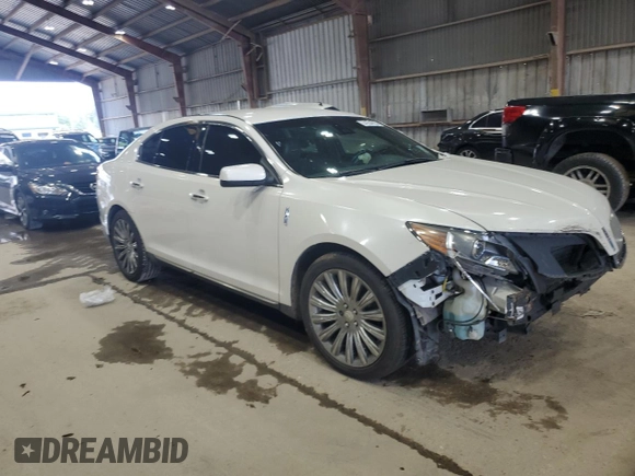 2013 Lincoln MKS z VIN 1LNHL9DK4DG613144, wystawiony jako Copart lot #54354625 z przebiegiem 104 211 mil mil oraz Szkoda całkowita • Salvage title. Historia ofert i sprzedaży dostępna na DreamBid. Obrazek 4.