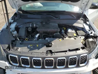 2023 Jeep Compass Latitude z VIN 3C4NJDBN6PT562209, wystawiony jako Copart lot #59638715 z przebiegiem 45 360 mil mil oraz Szkoda całkowita • Salvage title. Historia ofert i sprzedaży dostępna na DreamBid. Obrazek 12.