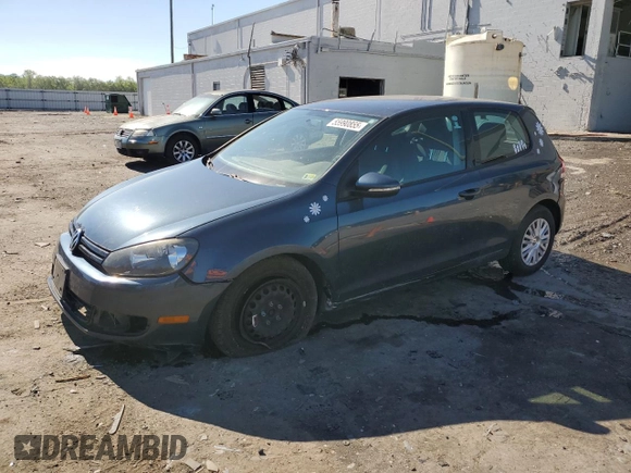 2012 Volkswagen Golf z VIN WVWBB7AJ9CW238837, wystawiony jako Copart lot #55990855 z przebiegiem 112 667 mil mil oraz Szkoda całkowita • Salvage title. Historia ofert i sprzedaży dostępna na DreamBid. Obrazek 1.