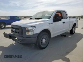 2017 Ford F-150 XL with VIN 1FTEX1C89HKC47493, listed as a Copart auction lot 48199725 with 263,367 mi miles and Salvage Title. Bid and sale history available at carsss.com. Image 1.