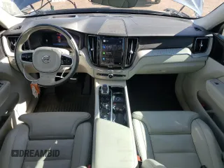 2023 Volvo XC60 Ultimate Dark Theme z VIN YV4L12RX3P1204962, wystawiony jako Copart lot #41122214 z przebiegiem 13 002 mil mil oraz . Historia ofert i sprzedaży dostępna na DreamBid. Obrazek 8.