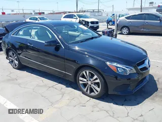 2014 Mercedes-Benz E 350 с VIN WDDKJ5KBXEF248395, выставлен на аукционе IAAI как лот 42629503 с пробегом 59 718 миль миль и . История ставок и продаж доступна на DreamBid. Изображение 1.