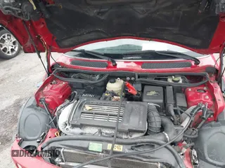 2007 MINI Convertible S с VIN WMWRH33527TL94583, выставлен на аукционе IAAI как лот 40403620 с пробегом 83 501 миль миль и . История ставок и продаж доступна на DreamBid. Изображение 10.