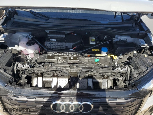 2024 Audi Q4 e-tron Premium Plus with VIN WA1LUBFZ1RP069359, listed as a Copart auction lot 75026344 with 762 mi miles and Non Repairable. Bid and sale history available at carsss.com. Image 12.